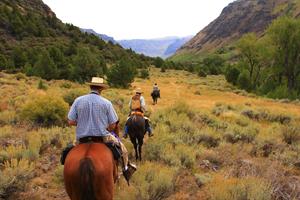 Oregon Horseback Riding_credit BLM
