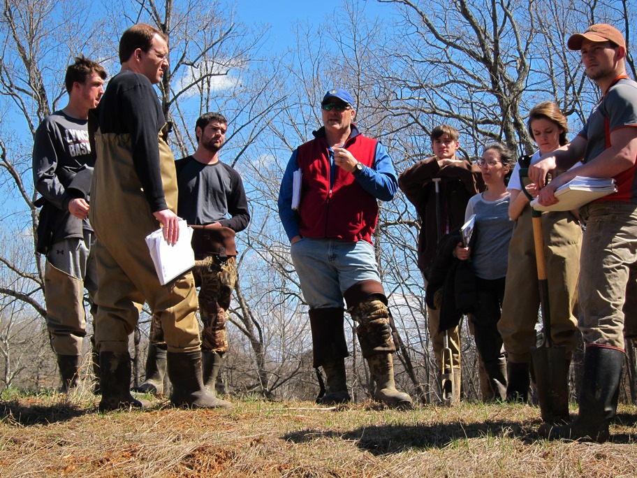 Environmental science students at Lynchburg College