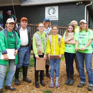 Educator_Teaching Girl Scouts