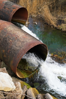 Water Running Out of Pipes_iStock